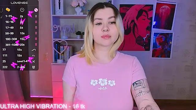 Incite your eccentricities: Get kinky and please these steamy asian sluts, who will reward you with wacky outfits and vibrating toys.