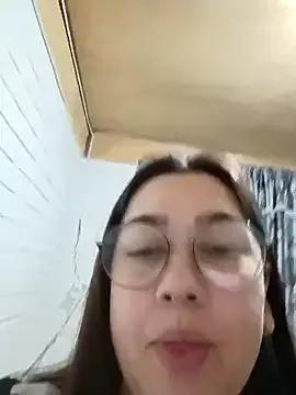 Dulcedeanis from StripChat is Freechat