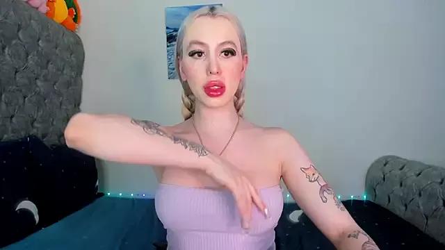 dynastydoll35 from StripChat is Freechat