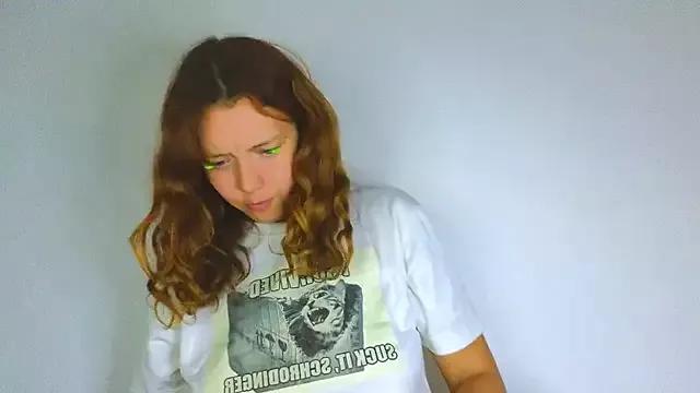 ellisunny from StripChat