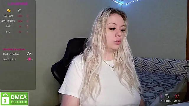 Incite your eccentricities: Get kinky and please these steamy asian sluts, who will reward you with wacky outfits and vibrating toys.