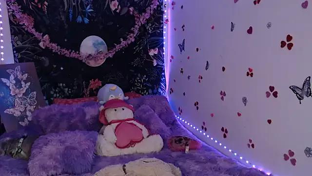 Incite your eccentricities: Get kinky and please these steamy asian sluts, who will reward you with wacky outfits and vibrating toys.