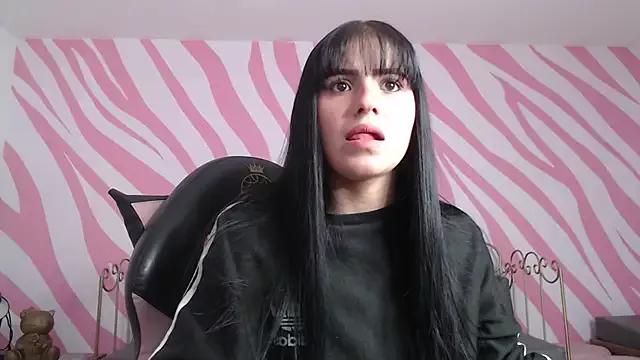 Emilyy_evans_ from StripChat is Freechat