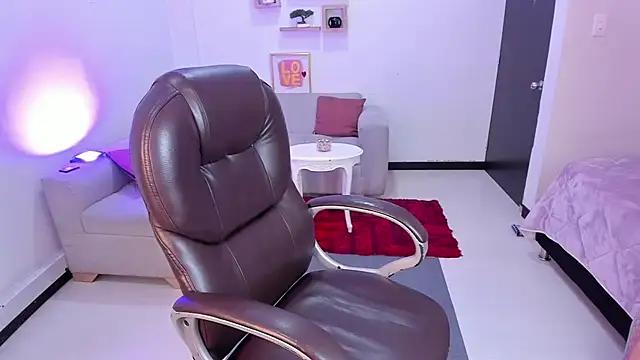 Incite your eccentricities: Get kinky and please these steamy asian sluts, who will reward you with wacky outfits and vibrating toys.