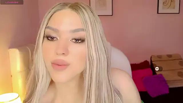 Photos of EvaEvangeline from StripChat is Freechat