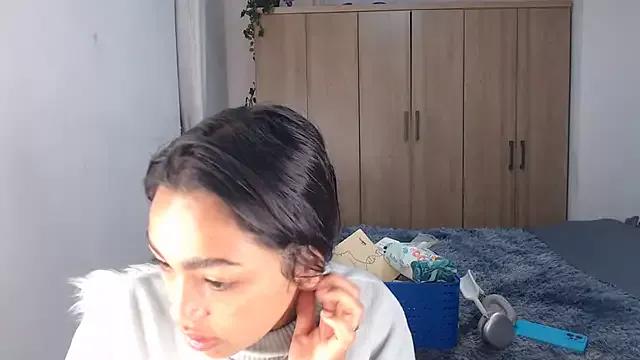 fairylatin222 from StripChat is Freechat