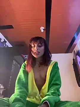 Freya_samaaa from StripChat is Freechat