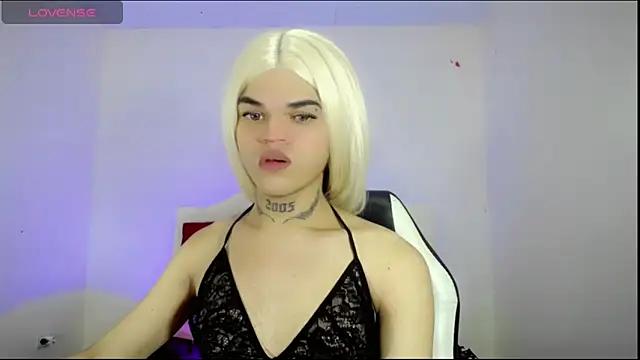 Incite your eccentricities: Get kinky and please these steamy asian sluts, who will reward you with wacky outfits and vibrating toys.