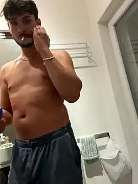 Photos of Gipsyboysteve from StripChat is Freechat