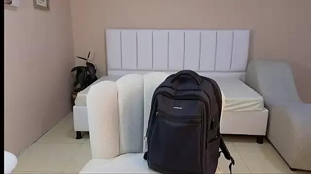 grace_maturemilf from StripChat is Freechat