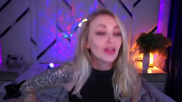 Incite your eccentricities: Get kinky and please these steamy asian sluts, who will reward you with wacky outfits and vibrating toys.