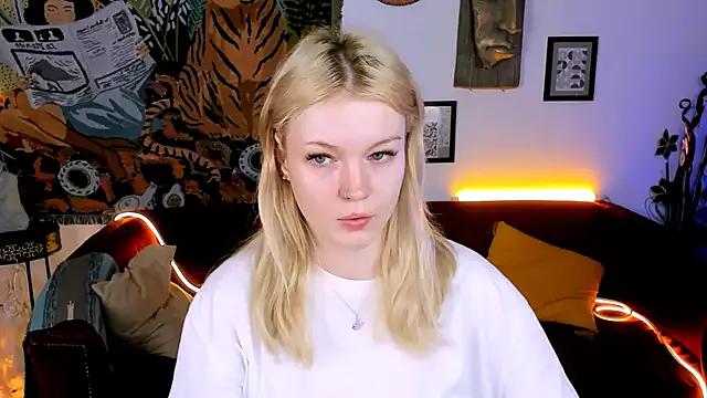 Incite your eccentricities: Get kinky and please these steamy asian sluts, who will reward you with wacky outfits and vibrating toys.