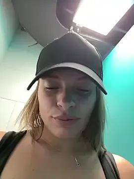 gynna_kimera from StripChat
