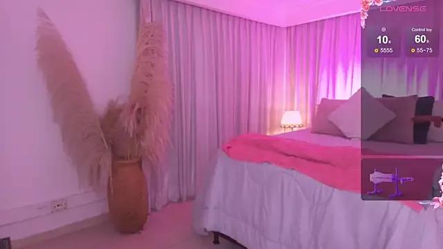 Incite your eccentricities: Get kinky and please these steamy asian sluts, who will reward you with wacky outfits and vibrating toys.