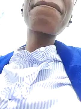 iamdiamonds from StripChat is Freechat