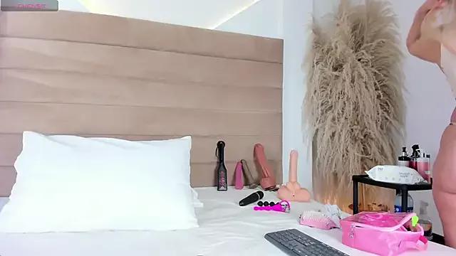 Incite your eccentricities: Get kinky and please these steamy asian sluts, who will reward you with wacky outfits and vibrating toys.
