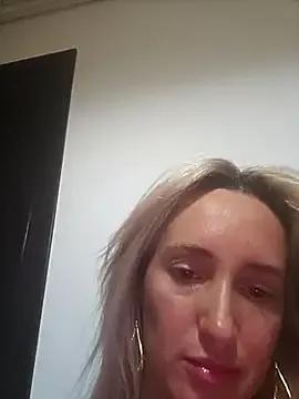 IsabelleEthan from StripChat is Freechat