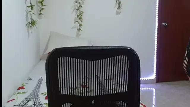 italagomez_ from StripChat is Freechat