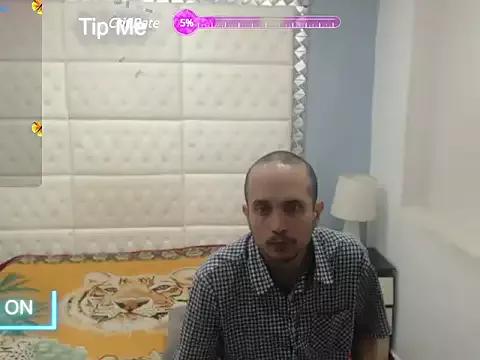 Photos of JhonTorres018 from StripChat is Freechat