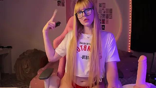 Incite your eccentricities: Get kinky and please these steamy asian sluts, who will reward you with wacky outfits and vibrating toys.