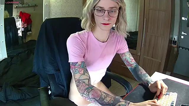 Incite your eccentricities: Get kinky and please these steamy asian sluts, who will reward you with wacky outfits and vibrating toys.