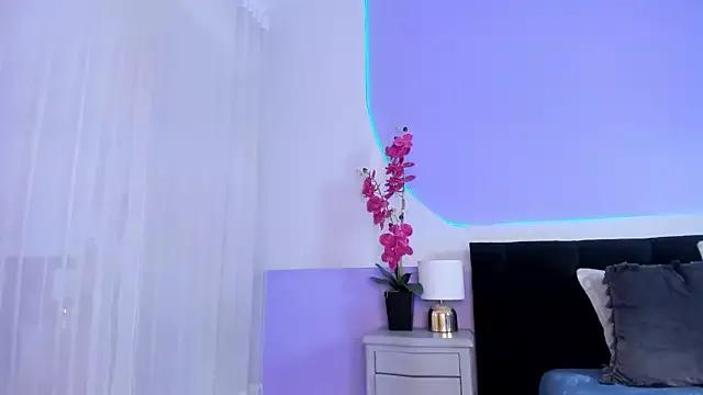 Julieta_Cortes__ from StripChat is Freechat