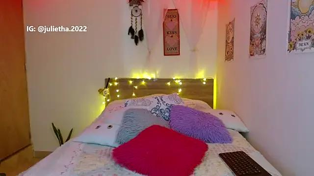 Juliietha_servas from StripChat is Freechat