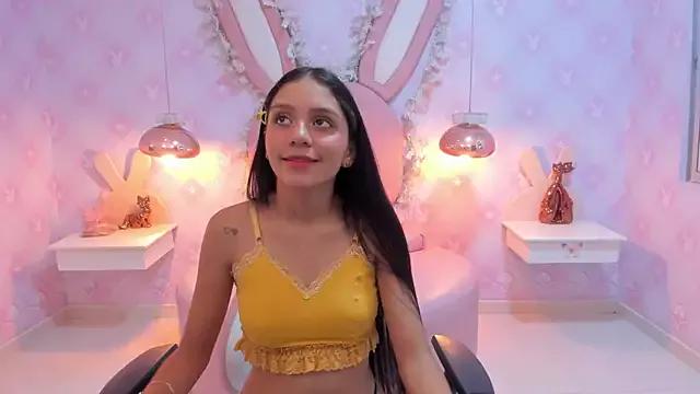 KAHTY_JONES from StripChat is Freechat