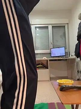 Kamaleonix from StripChat