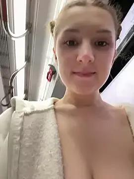 Photos of katexxxx from StripChat is Freechat