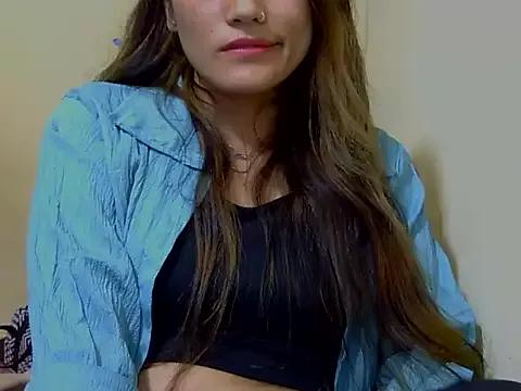Photos of Kayra__00 from StripChat is Freechat