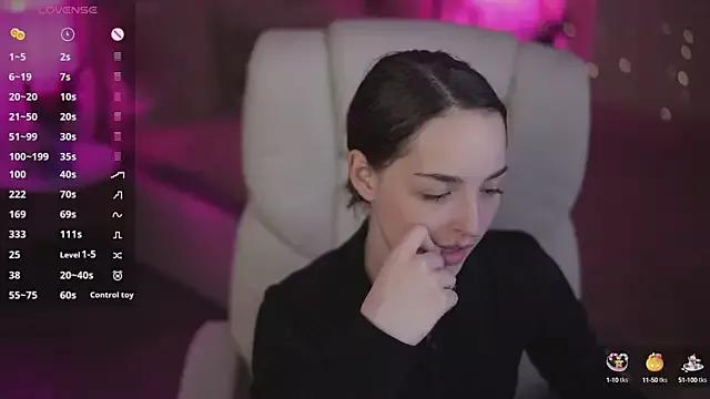 KendalHott from StripChat is Freechat