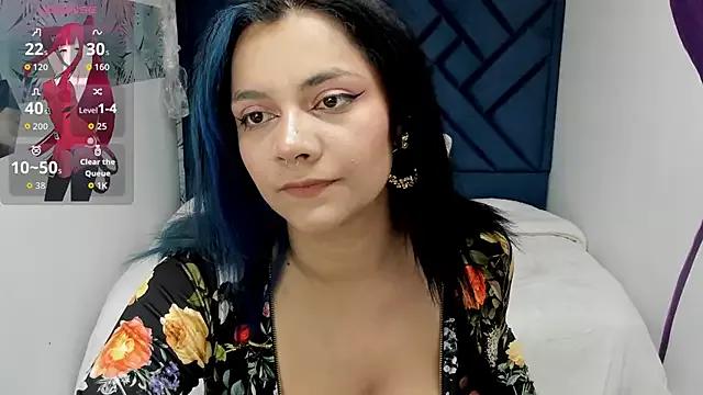 Photos of Kiara_Cruz__ from StripChat is Freechat