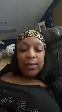KLoveeee from StripChat is Freechat