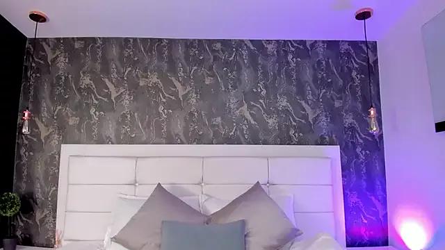 KristenSantos from StripChat is Freechat