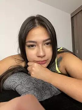 Latina_vanessa from StripChat is Freechat