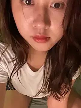 Satisfy your kookiest adult live sex cam wishes with our singapore page. With so many popular singapore hosts to sort from, you're sure to find the right match for your dreams.