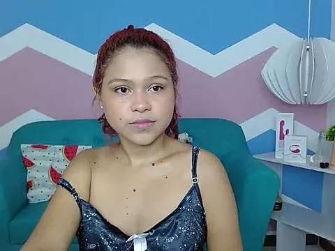 little__liar02 from StripChat
