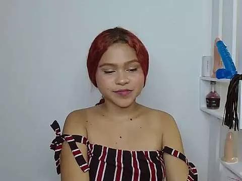 little__liar02 from StripChat