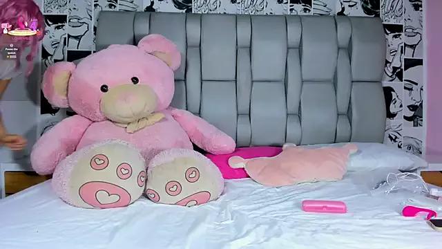 Incite your eccentricities: Get kinky and please these steamy asian sluts, who will reward you with wacky outfits and vibrating toys.