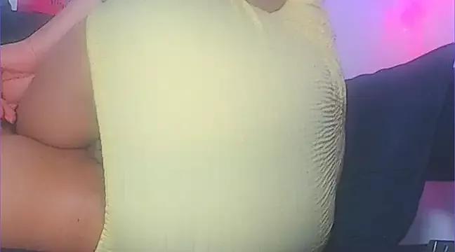 luna_rulsell77 from StripChat is Freechat