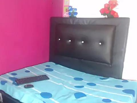 LUNA_VIXEN- from StripChat is Freechat