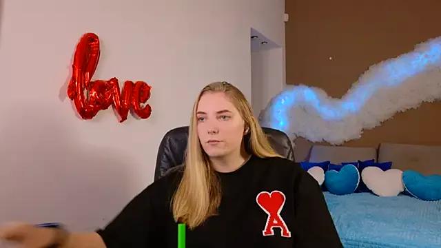 Incite your eccentricities: Get kinky and please these steamy asian sluts, who will reward you with wacky outfits and vibrating toys.