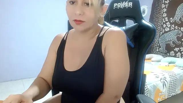 Incite your eccentricities: Get kinky and please these steamy asian sluts, who will reward you with wacky outfits and vibrating toys.
