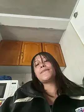 mariana_21x from StripChat is Freechat