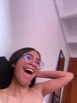 Photos of Mayte_21 from StripChat is Freechat