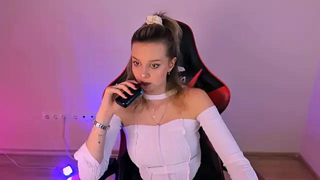 Incite your eccentricities: Get kinky and please these steamy asian sluts, who will reward you with wacky outfits and vibrating toys.