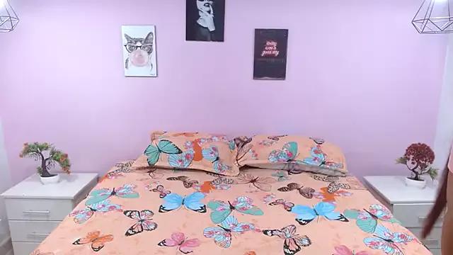 Incite your eccentricities: Get kinky and please these steamy asian sluts, who will reward you with wacky outfits and vibrating toys.