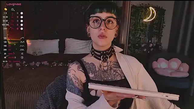 Incite your eccentricities: Get kinky and please these steamy asian sluts, who will reward you with wacky outfits and vibrating toys.