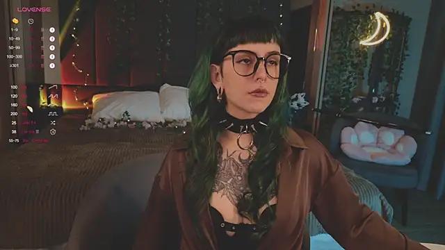 Incite your eccentricities: Get kinky and please these steamy asian sluts, who will reward you with wacky outfits and vibrating toys.